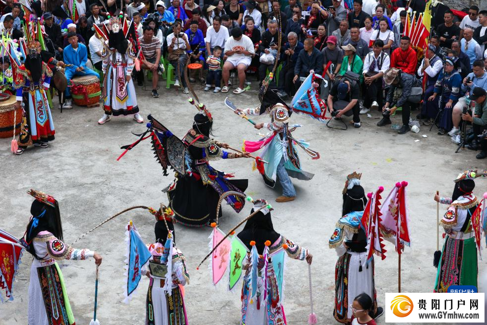 安顺地戏展非遗风采(图2) 安顺地戏展非遗风采(图2)