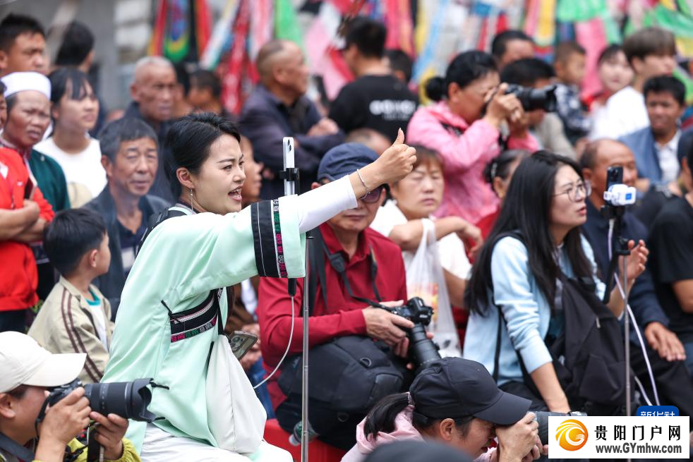安顺地戏展非遗风采(图9) 安顺地戏展非遗风采(图9)